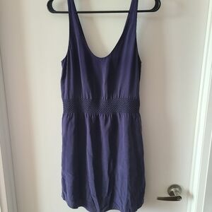 Aritzia t. Babaton 100% silk dress